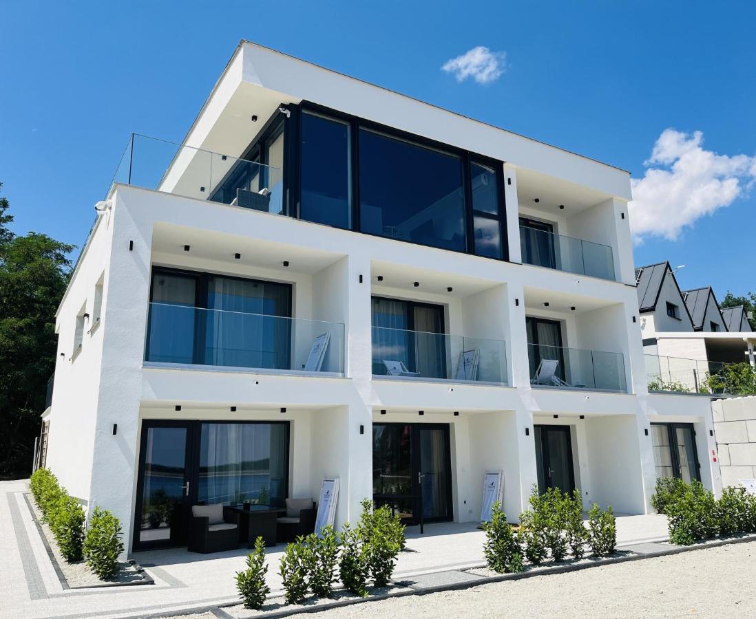 ניסה Ow Mewa Domki Apartamenty Nad Jeziorem מראה חיצוני תמונה
